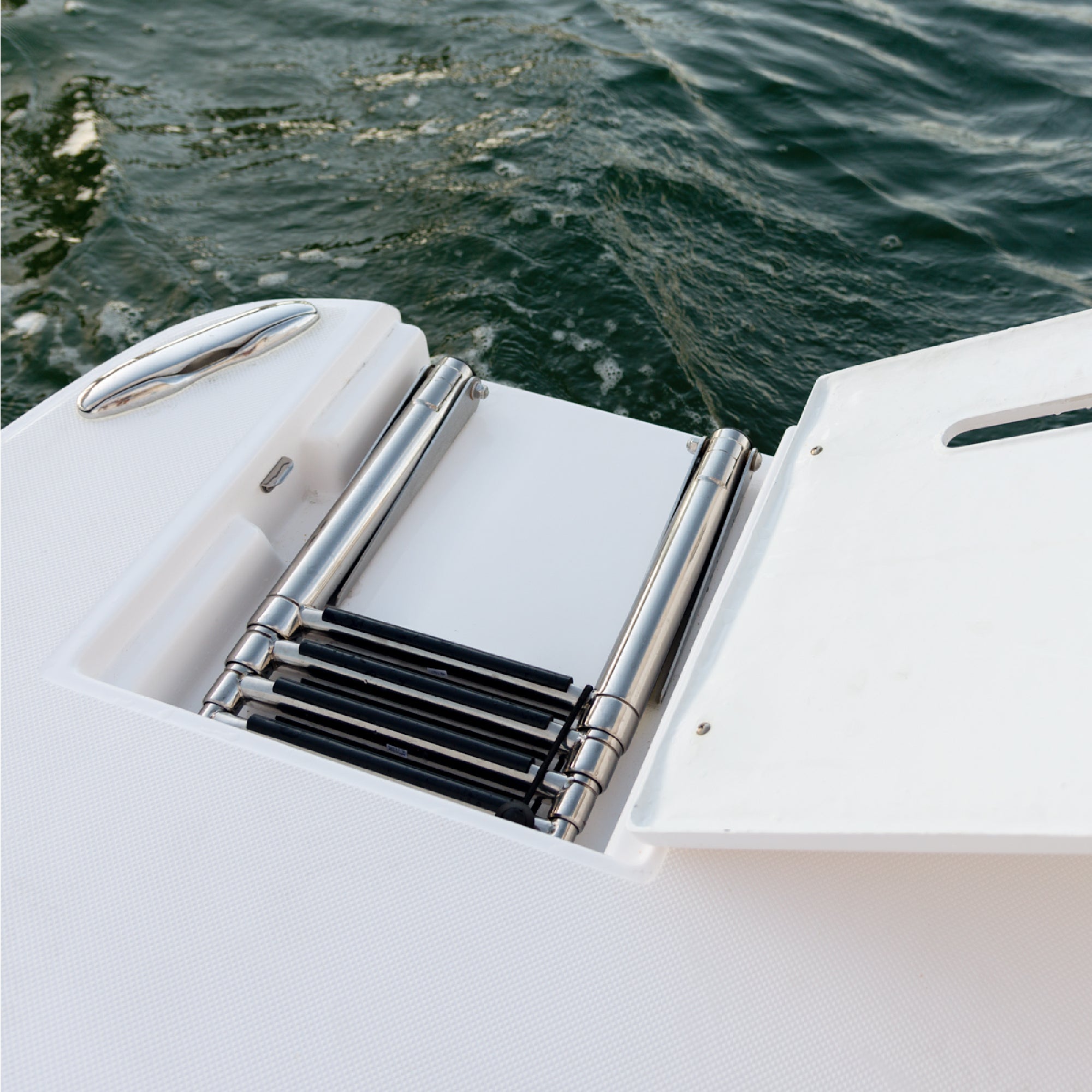 4 Step Boat Over Platform Telescoping Ladder, Stainless Steel - FO4503 - Five Oceans