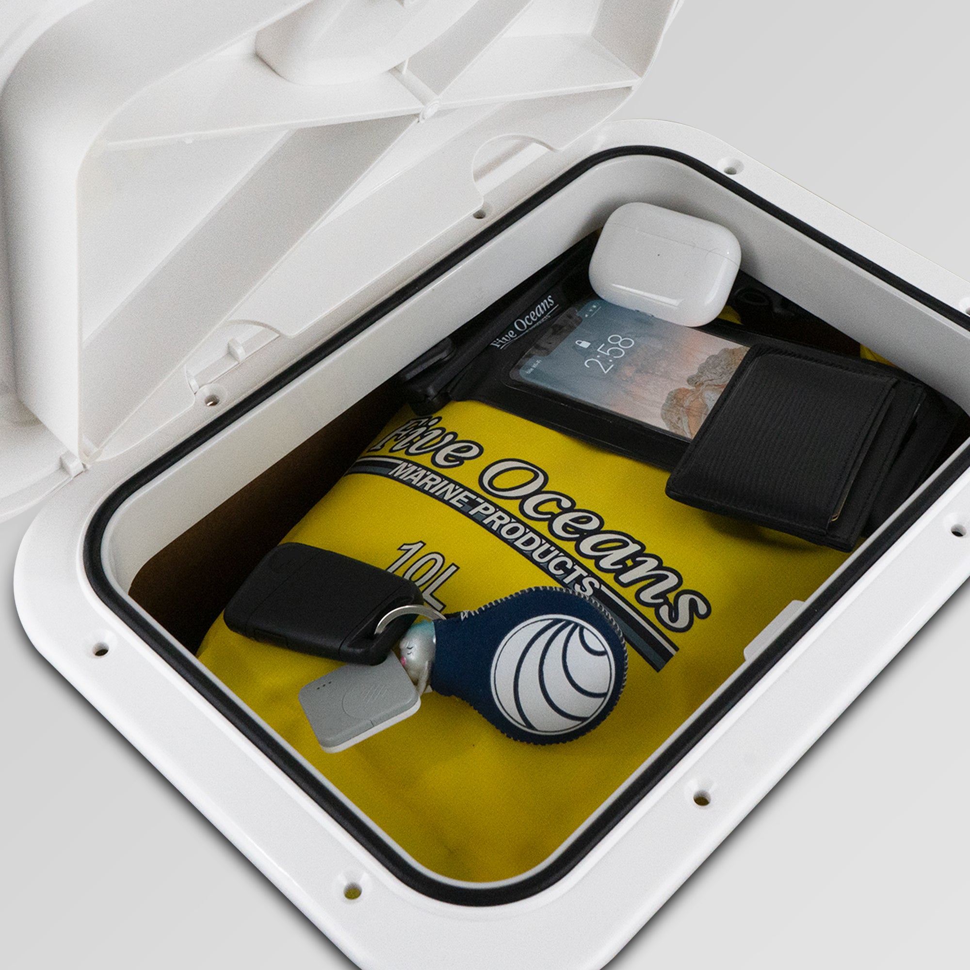 Boat Access Hatch, 23-1/2" x 13-5/8" Locking Slam Latch System, Off-White - FO2348 - Five Oceans