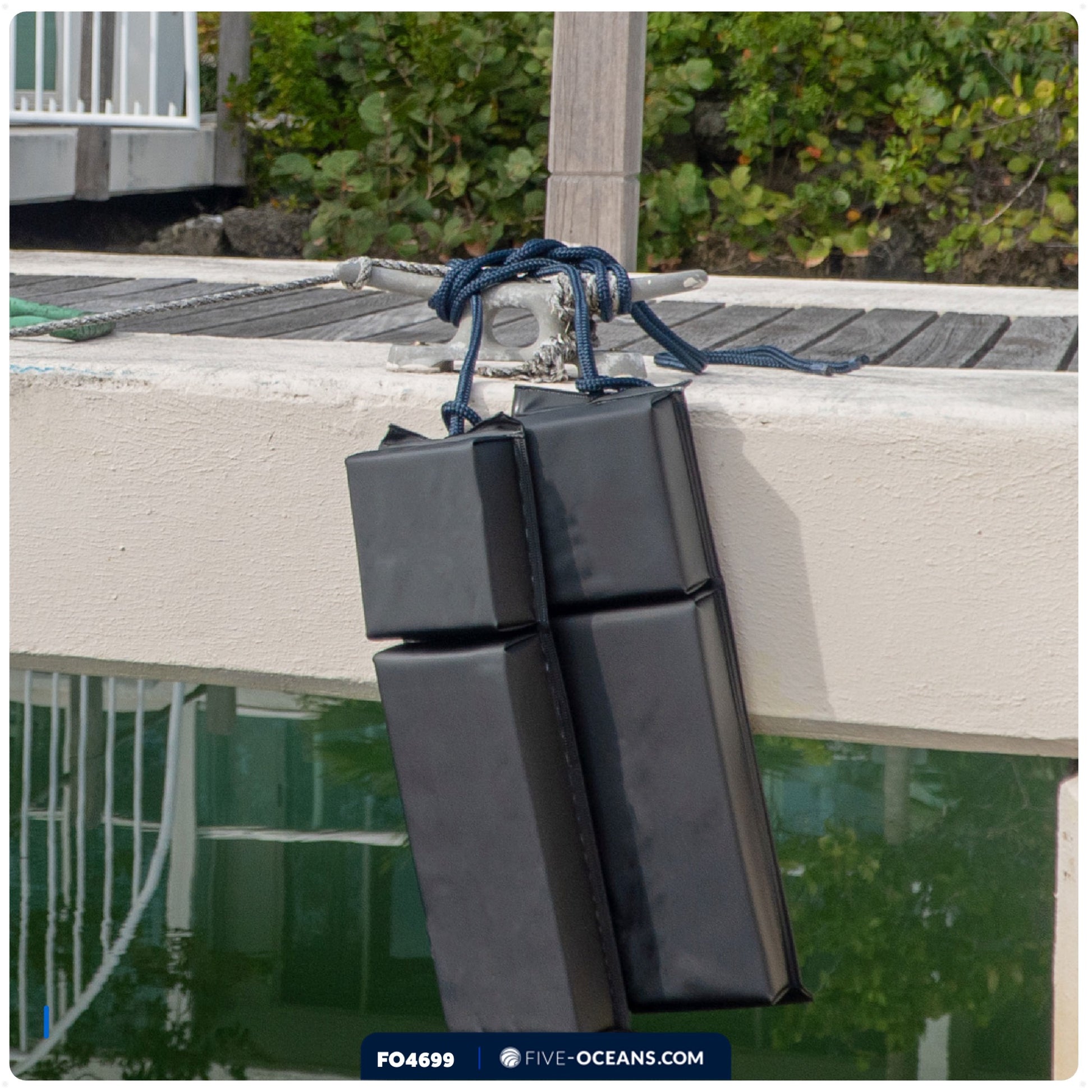 3/8" x 6' Boat Fender Lines with 5" Eyelet,  Navy Blue Premium Double Braid Nylon - FO4699 - Five Oceans